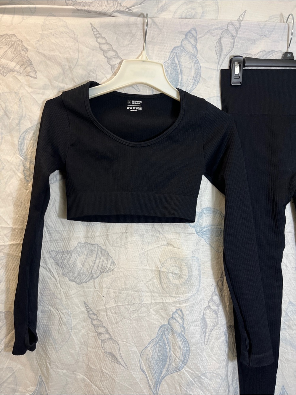 Ribbed Long Sleeve Crop Top and leggings - Black